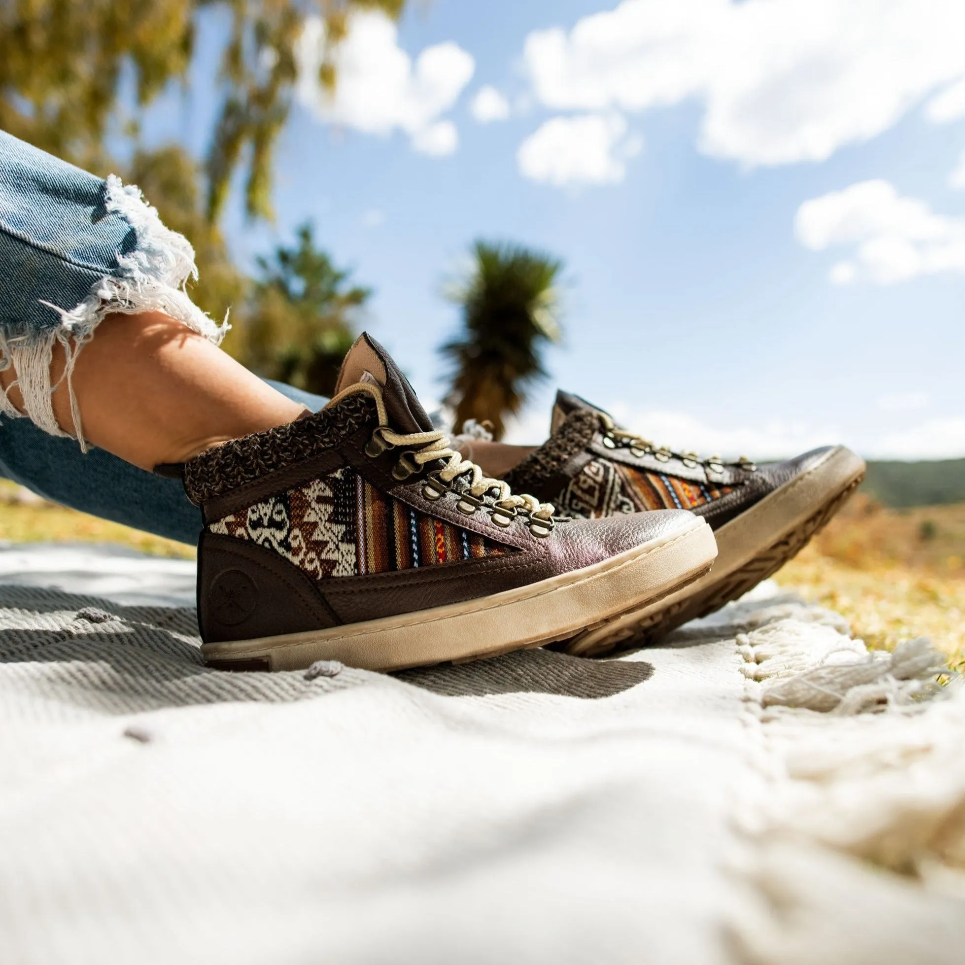 Brown Leather - Vegan Camping Boot