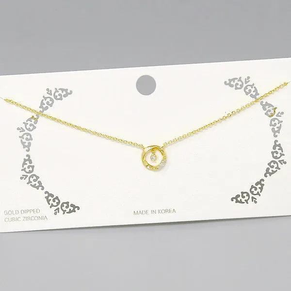 Circle CZ Pendant Short Chain Necklace