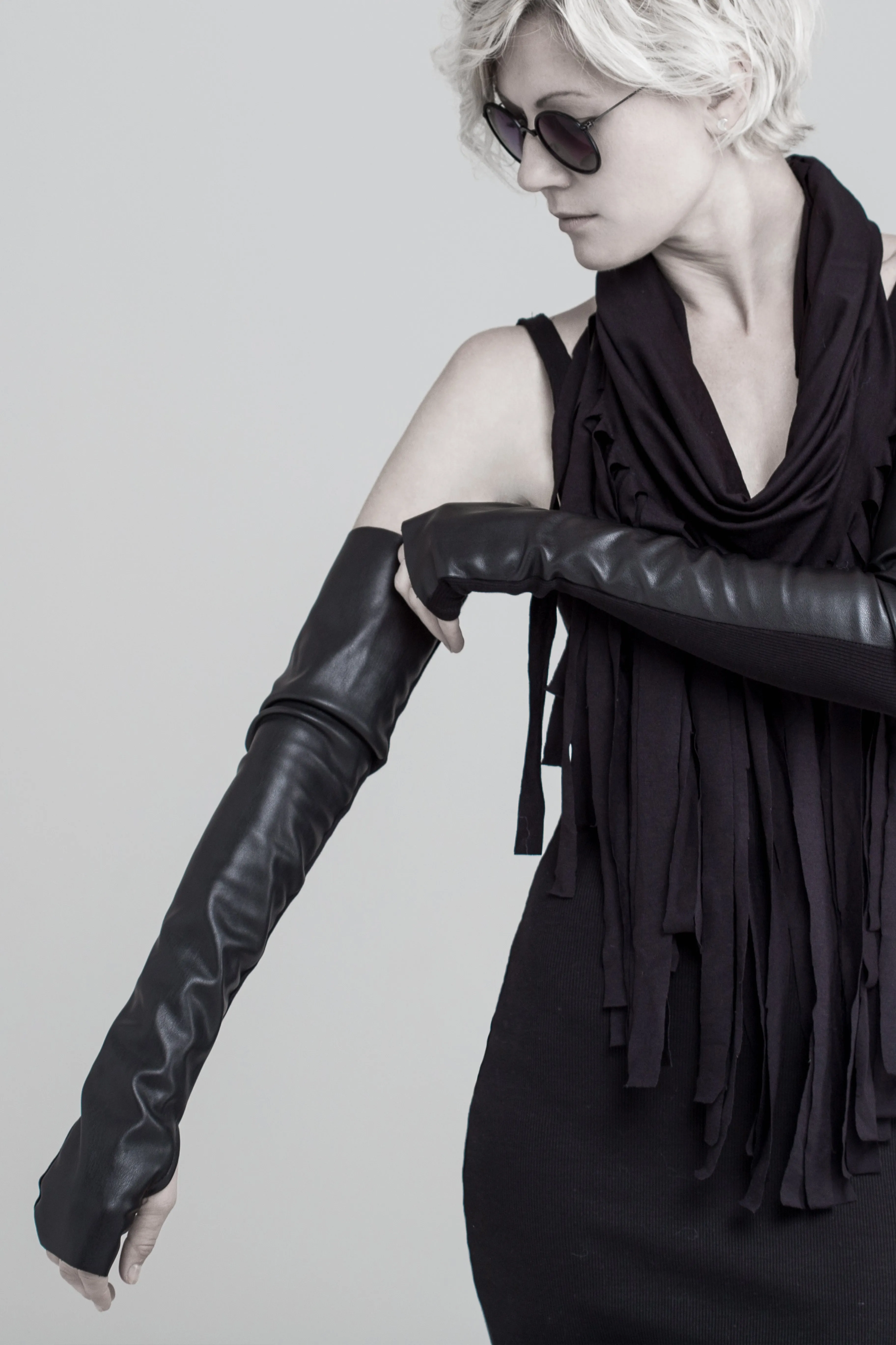 Long leather fingerless gloves