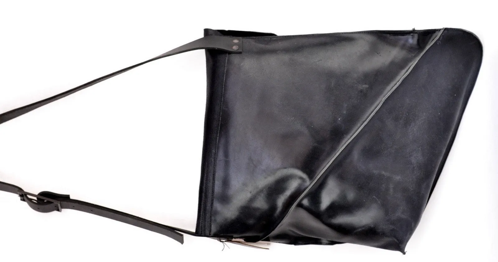 Shoulder Bag Reverse  |  Black Cordovan